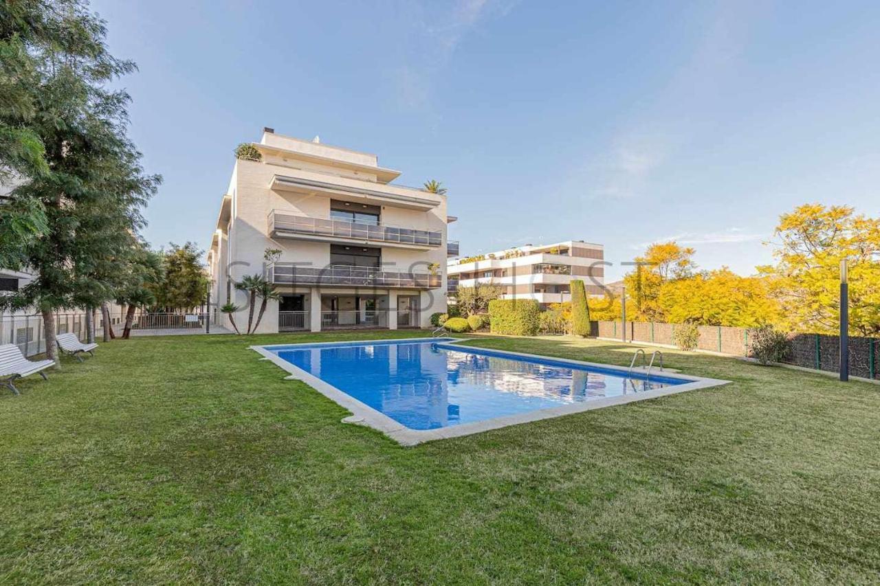 Sitges Port Con Piscina A 5 Minutos De La Playa Apartment Bagian luar foto